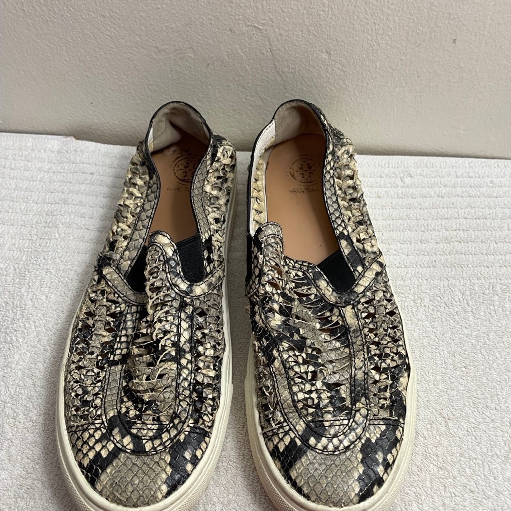 Tory Burch Chic Snakeskin Patterned Slip On Sneakers Shoes Sz 8